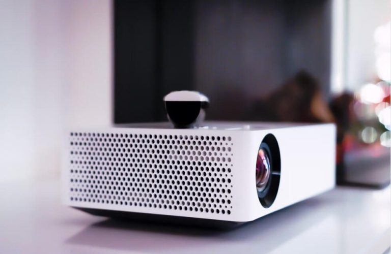 Roku to Projector